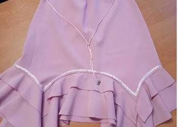 NOWA Śliczna spódniczka