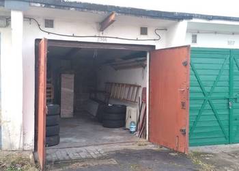 Garaż Tychy ul Grota Roweckiego