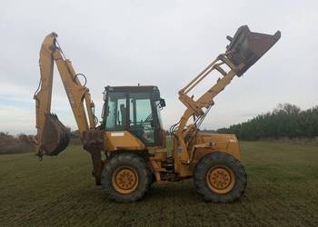 Koparko ładowarka hydrema 918