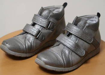 Buty dla dziewczynki firmy KORNECKI rozm. 31