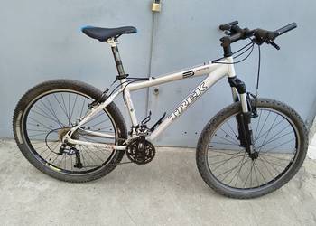 Trek Series 6