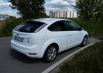 Ford Focus II 3d 1.6 / nowe hamulce, rozrząd, filtry