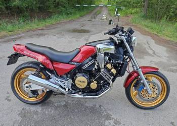 Yamaha fzx 750