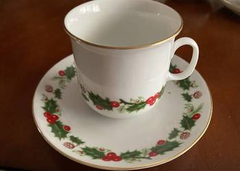 Komplet do kawy idealny na Boże narodzenie. Porcelana delikatna. Jak nowa.