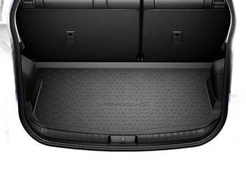 TOYOTA Verso S Mata bagaznika czarna guma PZ434-D0300-PJ OE