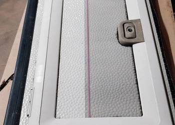 Drzwiczki serwisowe do przyczepy kempingowej hobby kampera