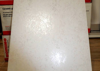 płytki ścienne kaszmirowe Domino, 25x36 cm, 54 szt. (4,86 m2)