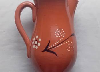 Ceramiczny ręcznie malowany dzbanek, datowany - 1984 r.