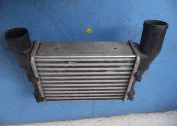 Vw Passat B5. Chłodnica powietrza, intercooler.