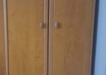 Szafa dwu drzwiowa 198 cm wysokość 68 cm szerokość 56 cm głębokość