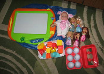 Dla twojej księżniczki używane zabawki, tak jak na foto- czytaj opis