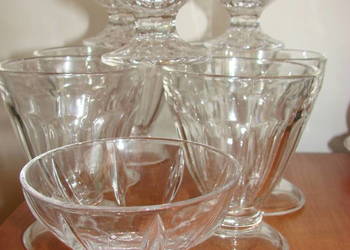 szklany pucharek do lodów