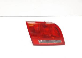 LAMPA W KLAPE LEWA AUDI A3 8P 8P4945093