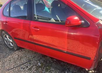 Seat Leon 1 drzwi prawe,lewe LP3G