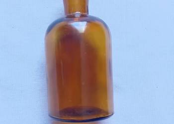 Brązowa buteleczka apteczna, pojemność 50 ml. Około połowy XX w.