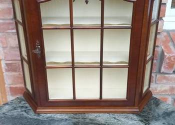 Witryna wisząca z półkami Szafka (638)