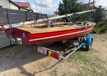 Żaglówka z przyczepką