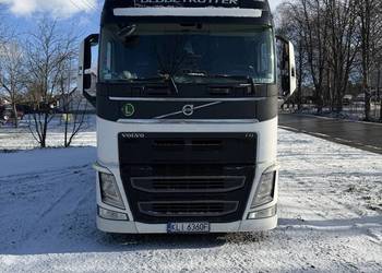 Volvo fh low deck