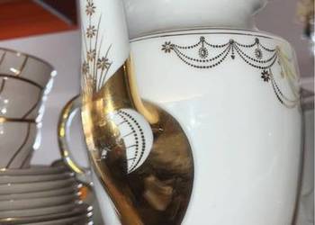 Dzbanek do kawy. Bez sygnatury. Secesja. Biało- złoty.