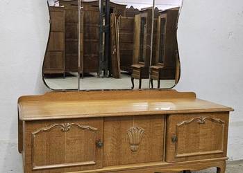 Toaletka ludwikowska Francja