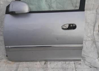 Kia Carens II Drzwi lewe przednie lewy przód 6C