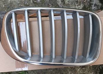 BMW X3 II FL 14-17 nerka prawa kratka gril