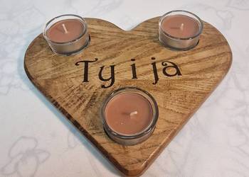Świecznik drewniany serce z dębu z napisem „Ty i ja”, Dija No. 36