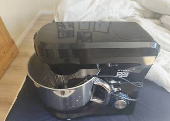 Robot kuchenny planetarny