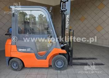 Wózek Widłowy TOYOTA 7FG18 Przesuw boczny TOYOTA 7FGF18 Pełna kabina Linde