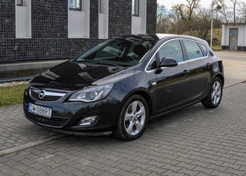 Opel Astra 1,6T (180KM) Bezwypadkowa