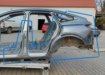 Audi Q4 E-TRON 89A 89E Sportback ĆWIARTKA BŁOTNIK LEWY TYŁ SŁUPEK ŚRODKOWY 