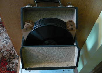 Płyty winylowe kolekcjonerskie w kuferku