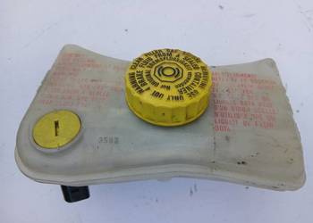 Zbiorniczek płynu hamulcowego A4 B6 B7 A6 C6 Passat B5 8E0611301