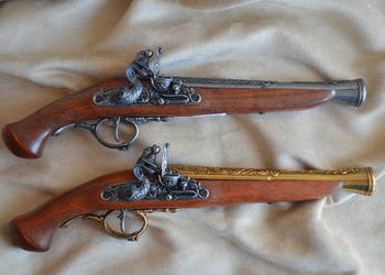 Replika broni niemiecki pistolet skałkowy XVIIw. DENIX 1260G