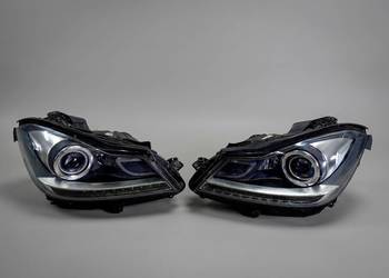 Mercedes W204 Lift Bi-Xenon Komplet Lamp Przód EU Oryginał