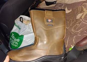 Buty skórzane 46 nr BHP z twardym noskiem