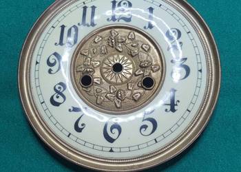 Tarcza porcelanowa ecru(seledynka)po GB 18,5 cm.