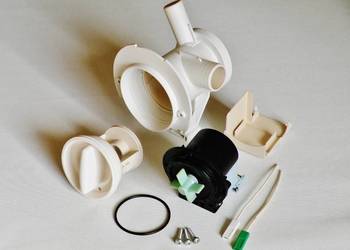Pompa Plaset 63511-30W-0,3A pralki Whirlpool AWT 2084