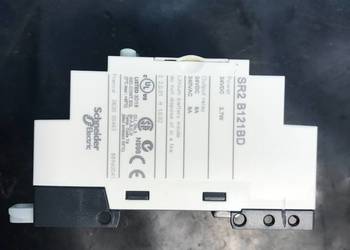 Przekaźnik programowalny Schneider SR2B121BD 24V Przekaźnik programowalny Schneider SR2B121BD 24V