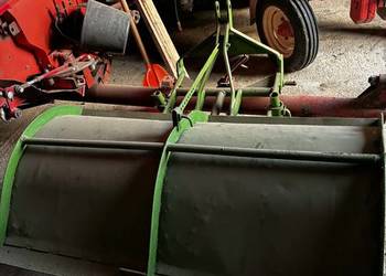 Glebogryzarka ciągnikowa