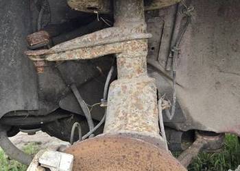 Audi 100 C4 2.5 TDI McPherson zwrotnica amortyzator sprężyna piasta