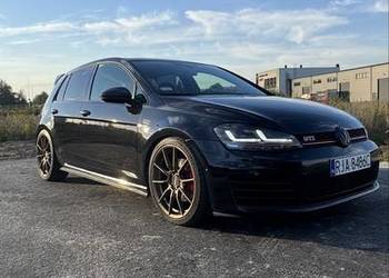 Volkswagen GOLF GTI VII 2015