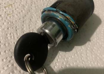 Zamek klapy bagażnika BMW e21