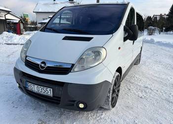 Opel Vivaro 2.0 dCi 9 osobowy 2009r