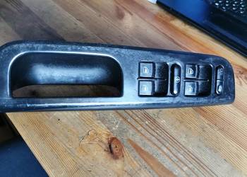 Rączka lewa panel szyb VW Passat B5FL 1J4959857B