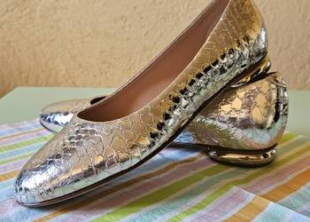Venezia eksluzywne półbuty damskie lakier skóra rozmiar 37. Made in Italy.