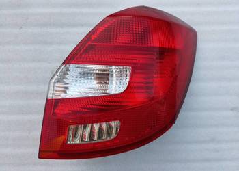 Lampa Prawy Tył Tylna Prawa Skoda Fabia II HB Hatchback