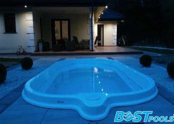 Poliestrowy basen LANZAROTE 5.18x2.7x1.3m od producenta z filtracją