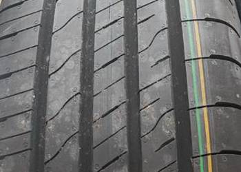 Opony letnie 215 55 18 Goodyear