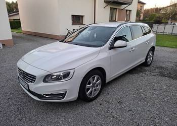 Volvo v60 lift ekonomiczny serwisowany zadbany
